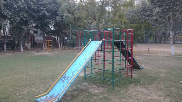  sushant-apartment Children's play area