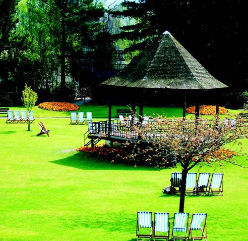  courtyard Images for Amenities of Ansal Courtyard