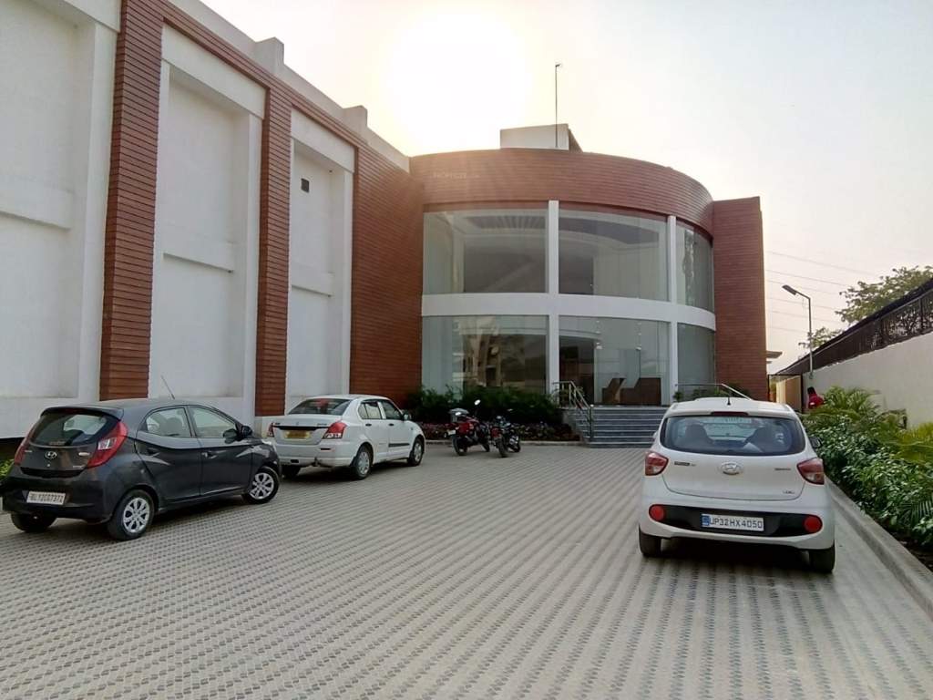  greens phase 1 Club House