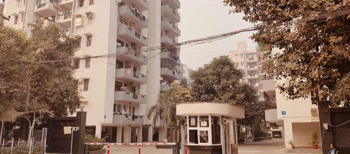  hewo apartments ii Gated Community