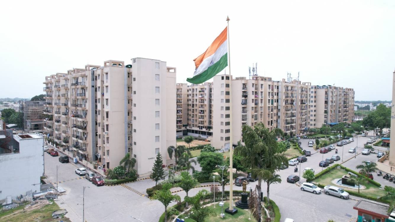 jurs country Elevation