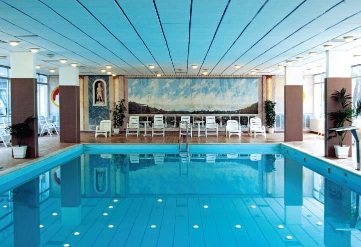  sun heights Swimming Pool