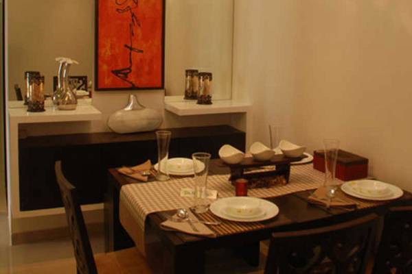  sun-heights Dining Area