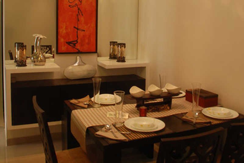  sun heights Dining Area