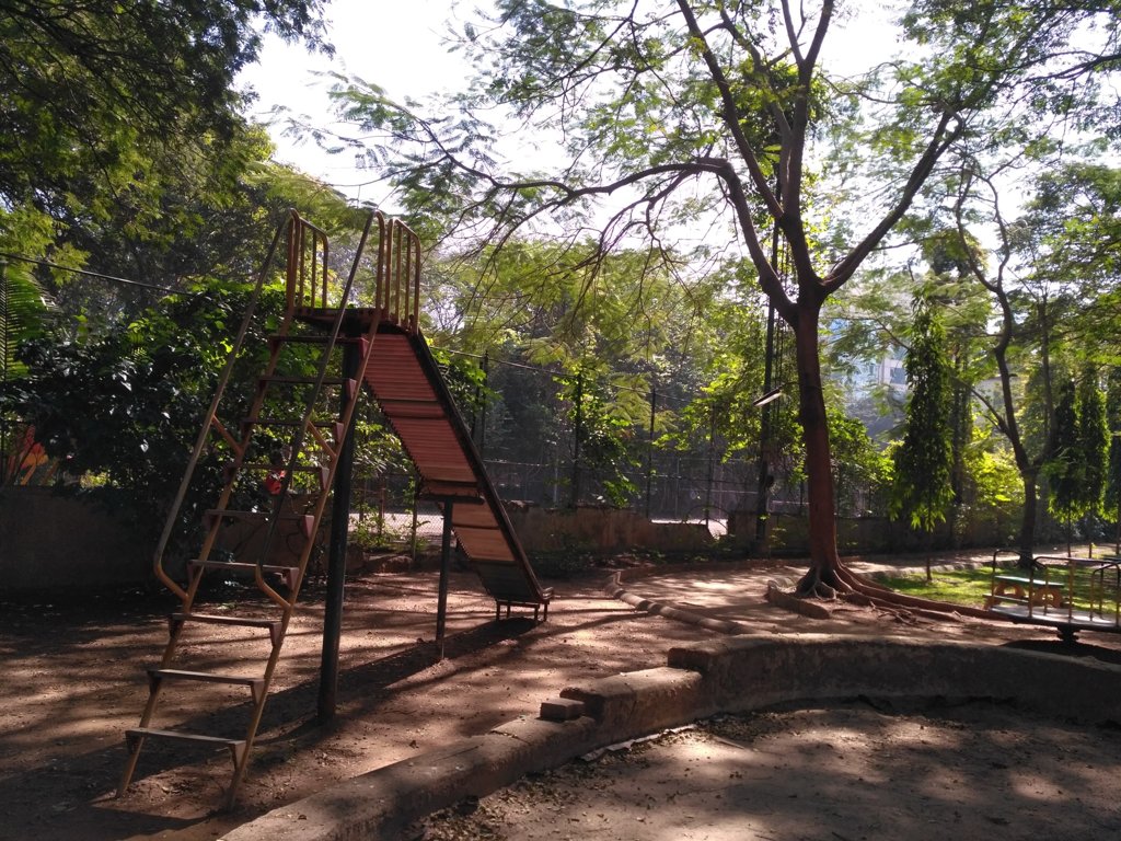  gardens Children's play area