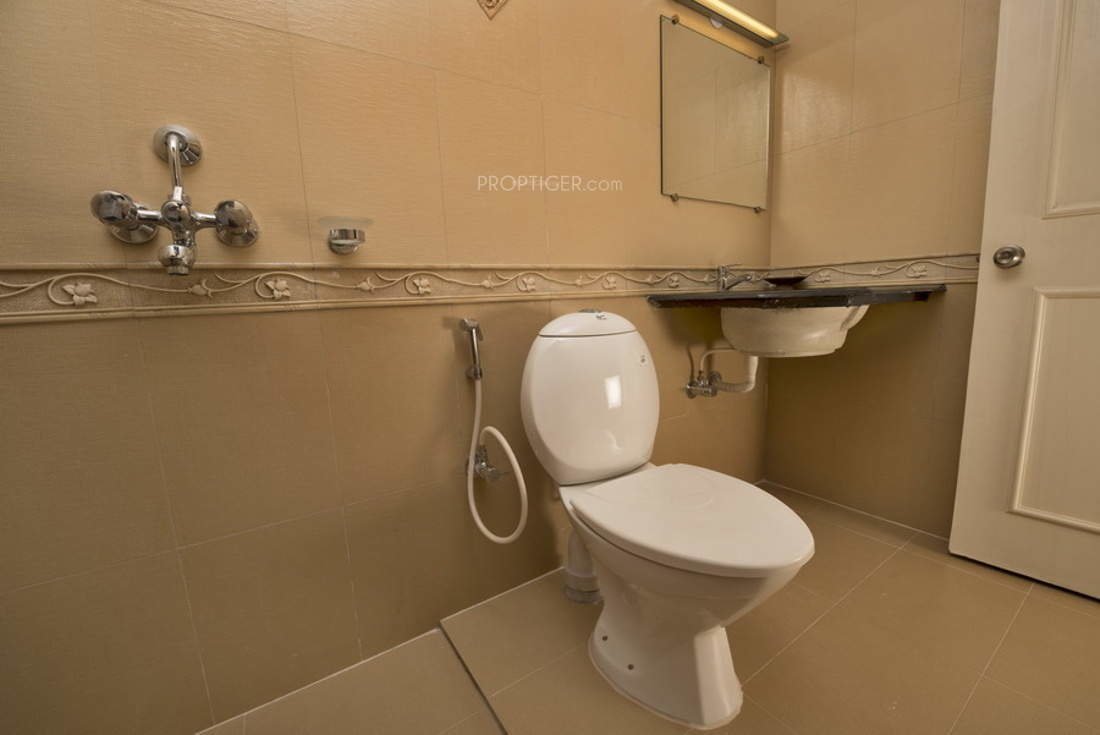  cyber palms cherry Bathroom