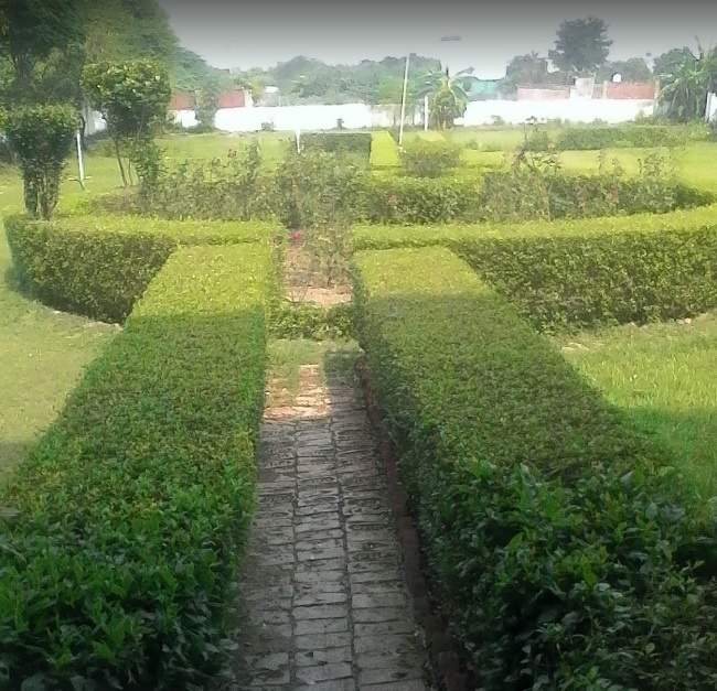 city plots Landscaped Gardens