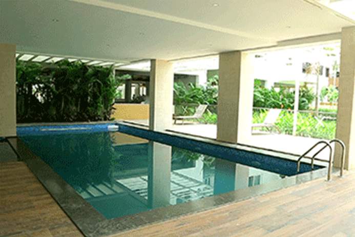  green living Swimming Pool