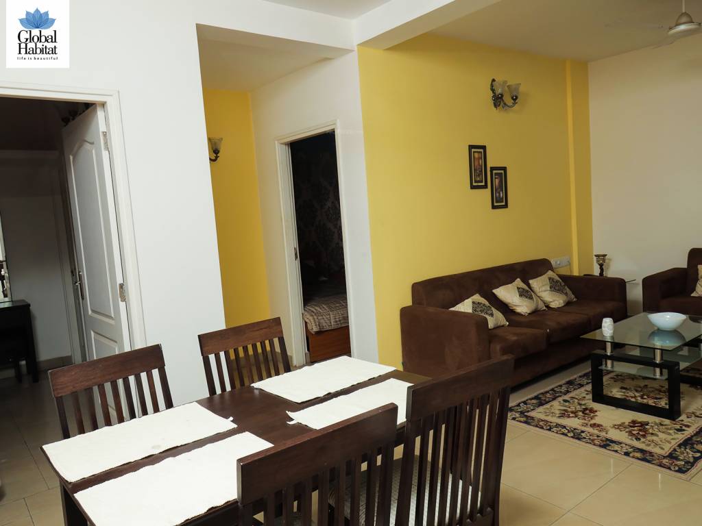  carnation Dining Area