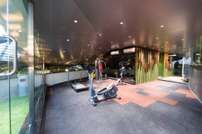 Gymnasium shell Gymnasium