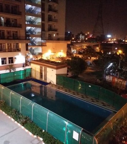  green-vista Swimming Pool
