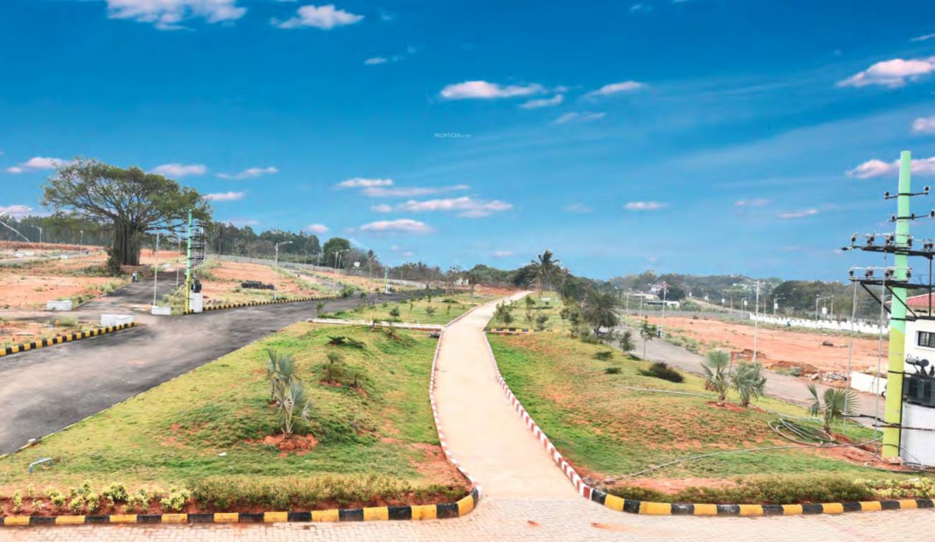  akruthi green woods Plot