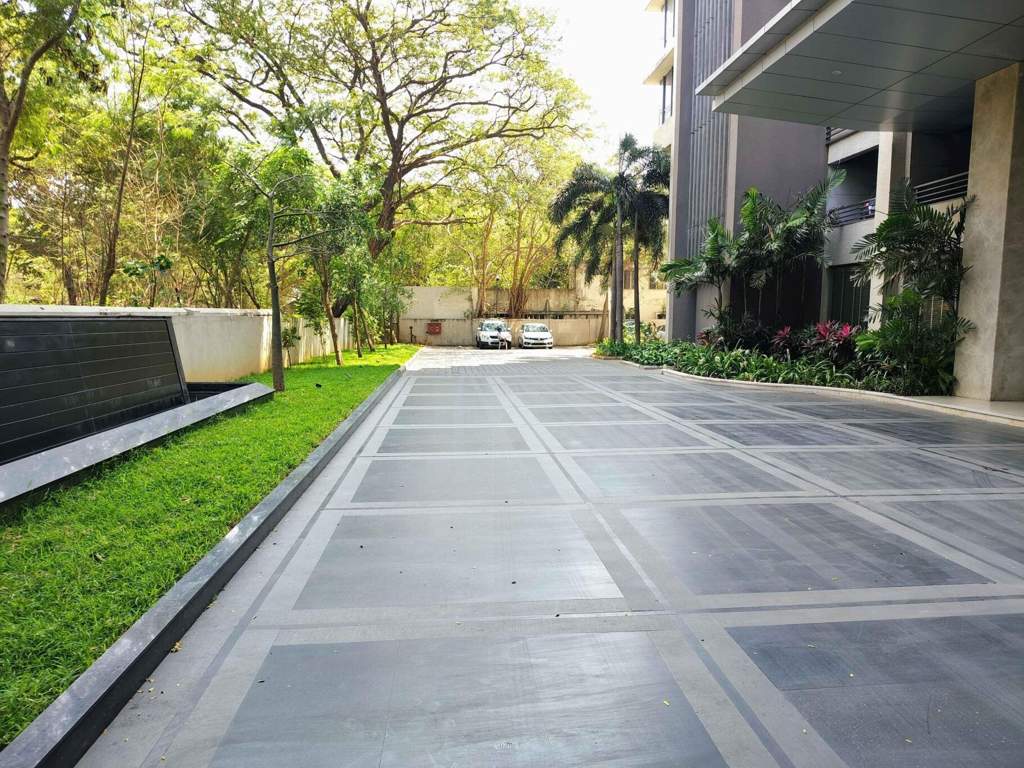  the atlantic Paved Compound