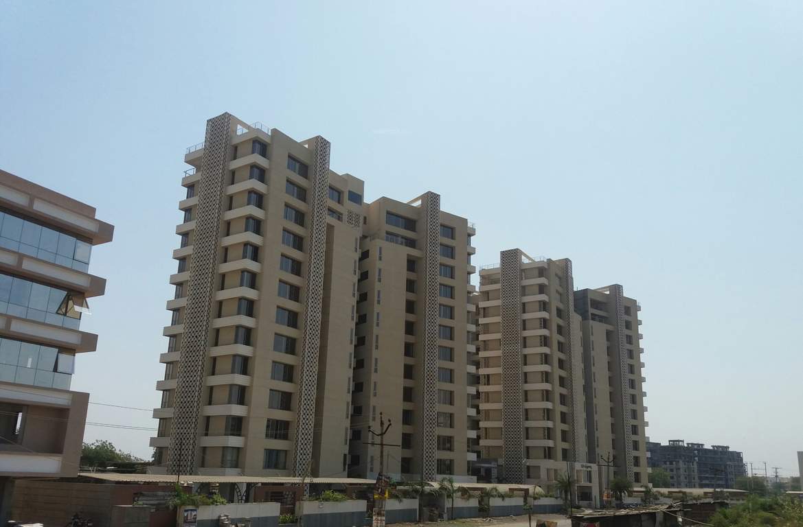  luxuria Images for Elevation of KP Luxuria