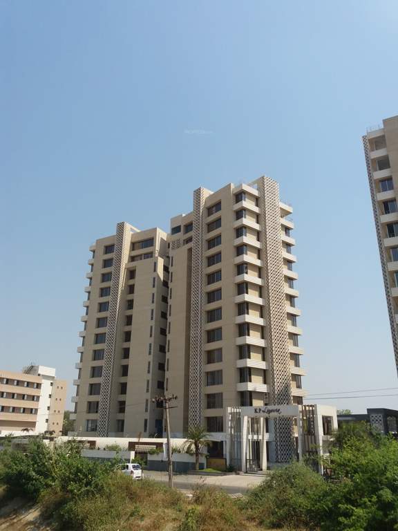  luxuria Images for Elevation of KP Luxuria