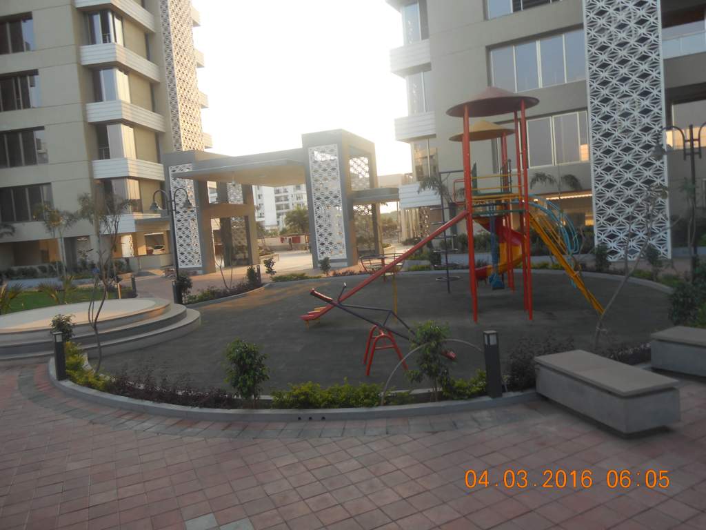  luxuria Images for Amenities of KP Luxuria