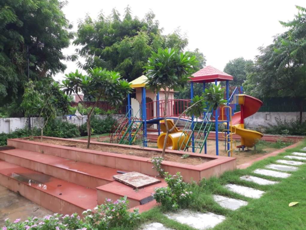 royale platinum Children's play area