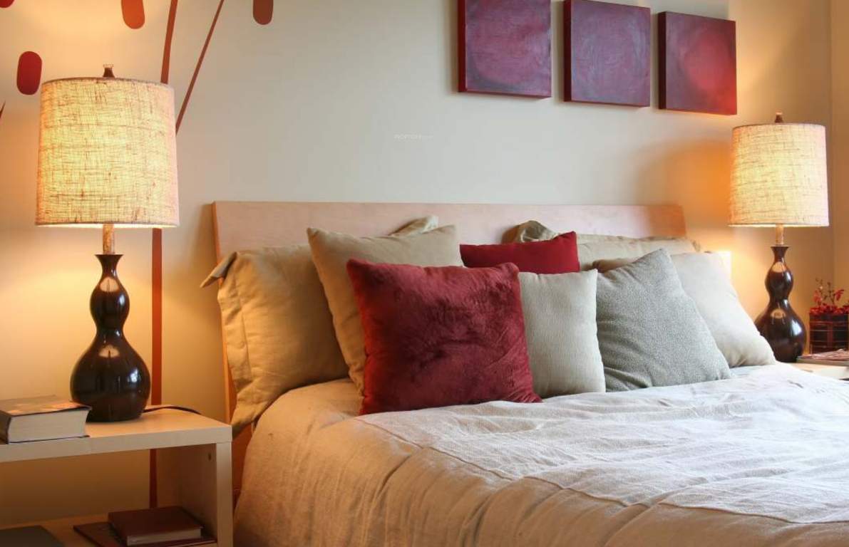  royale platinum Bedroom