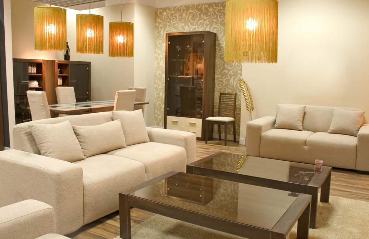  royale platinum Living Area