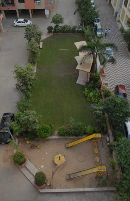  signer residency Children's play area