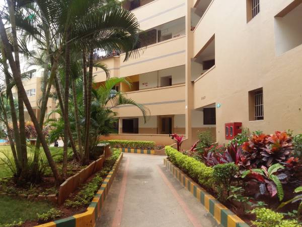  natasha-golf-view Jogging Track