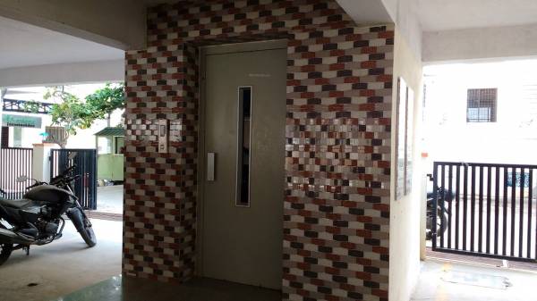  enclave Lift Available