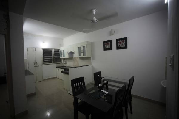  english-villas Dining Area