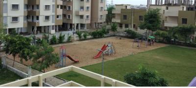  garden- Children's play area
