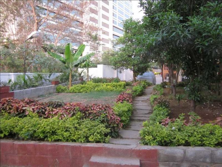 greenwood regency Landscaped Gardens