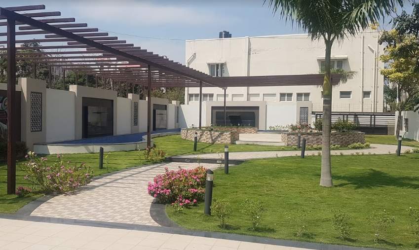  sanshray phase ii Landscaped Gardens