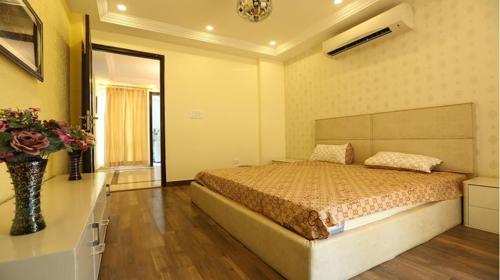 Images for Main Other of MI Rustle Court rustle-court Images for Main Other of MI Rustle Court