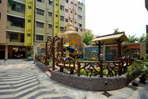  allen-enclave Children's play area