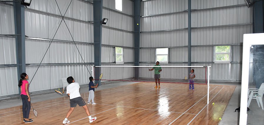  ken Badminton Court