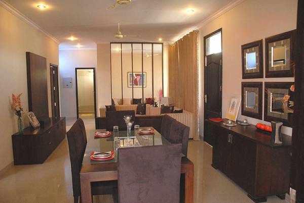  woodbury Dining Area