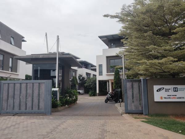  alanoville Gated Community