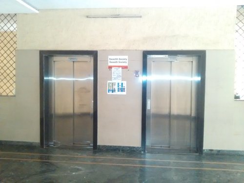  ornate-apartments Lift(s)