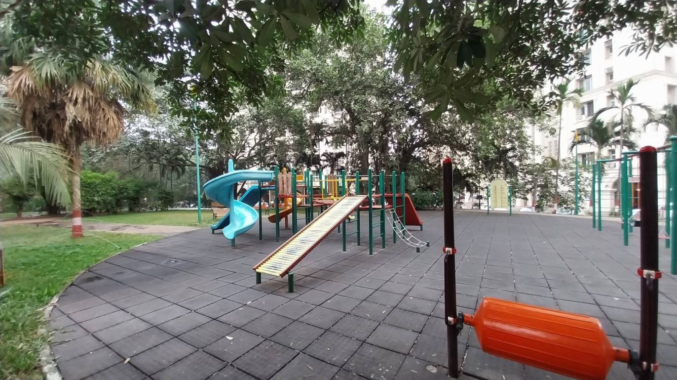  meadows Children's play area