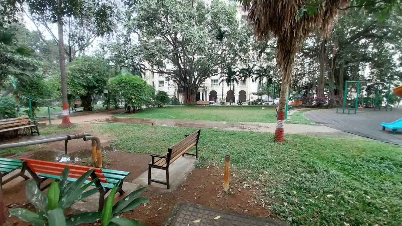  meadows Landscaped Gardens