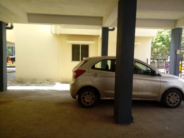Car Parking amenities of Hansa Abhinav