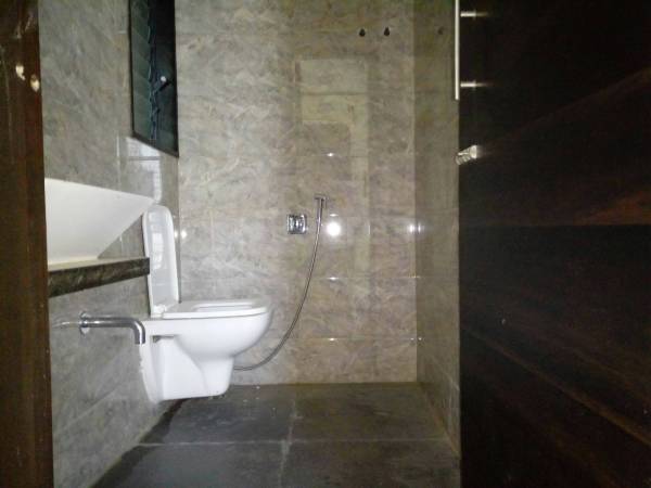  manas-vasudha Bathroom