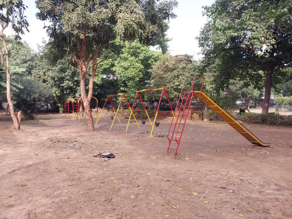  mayfield garden Children's play area