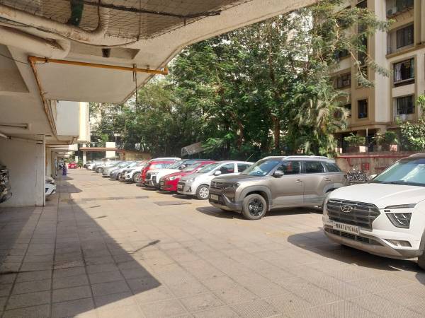  spring-leaf Car Parking