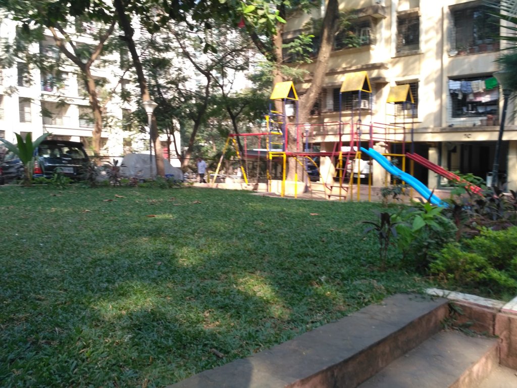 spring leaf Landscaped Gardens