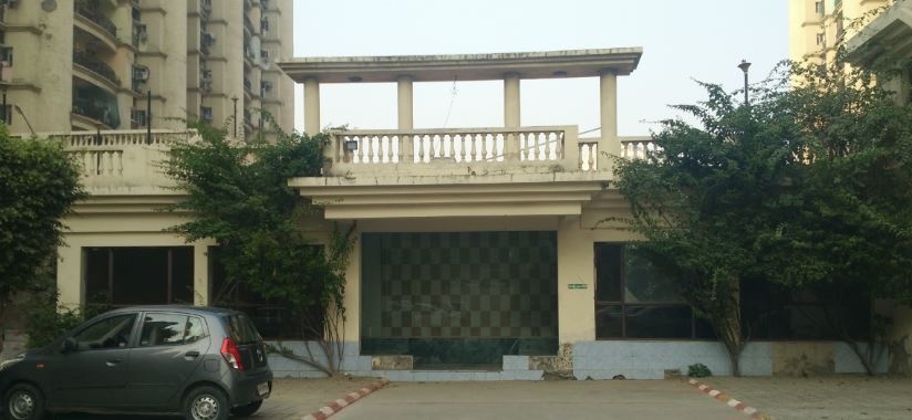  sun tower Club House