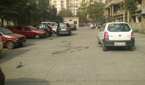  royal-tower Car Parking