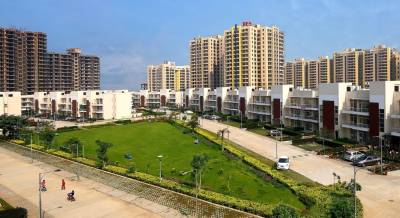 Landscaped Gardens amenities of RPS Palms
