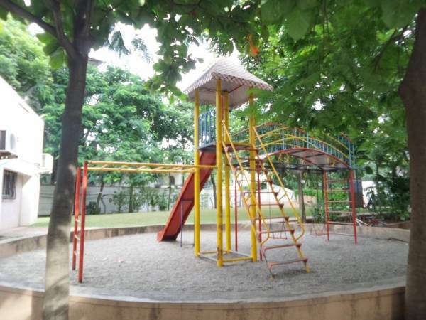  regulus Children's play area