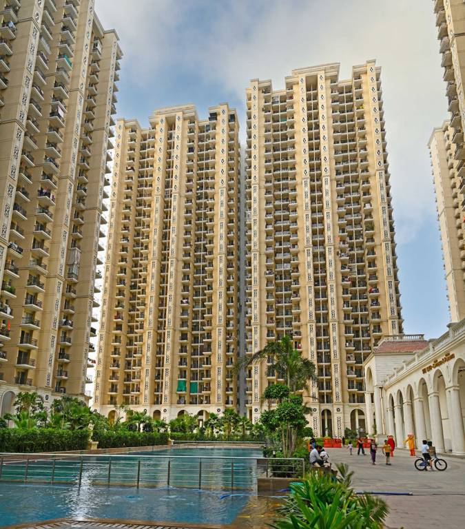 Prateek Grand Carnesia