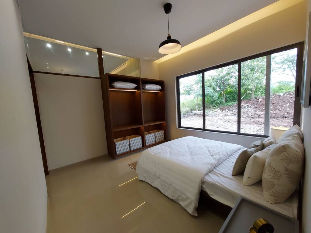  manas lake Bedroom