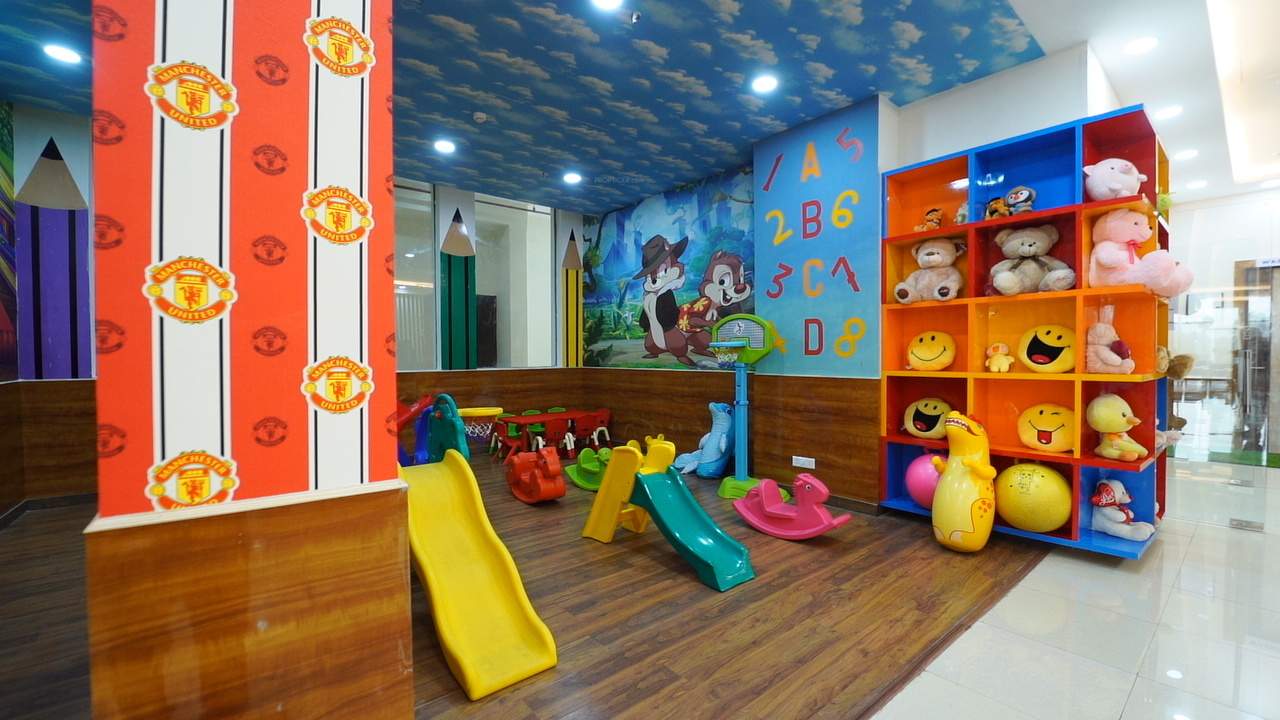 gold avenue Children's play area